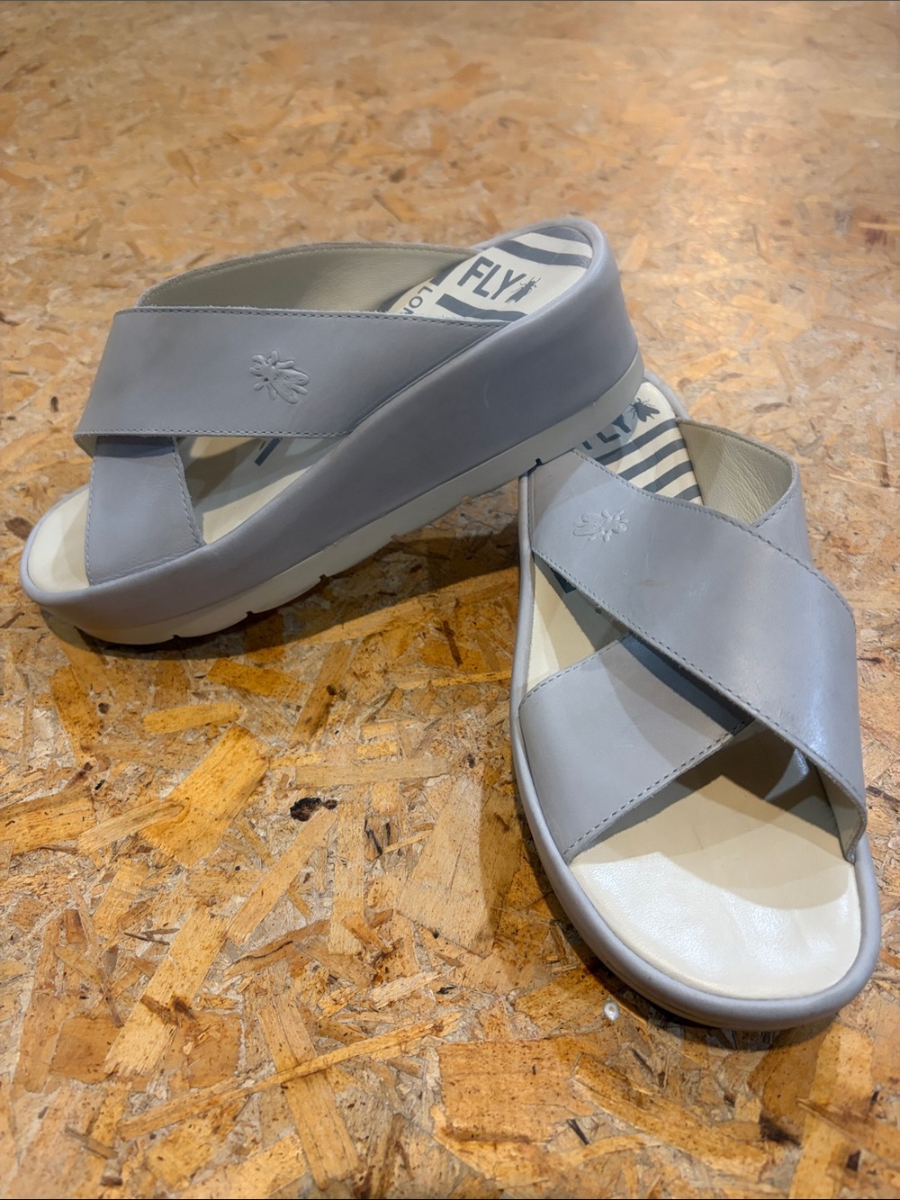 Fly London Light Gray Crossover Platform Sandals EU SZ 41